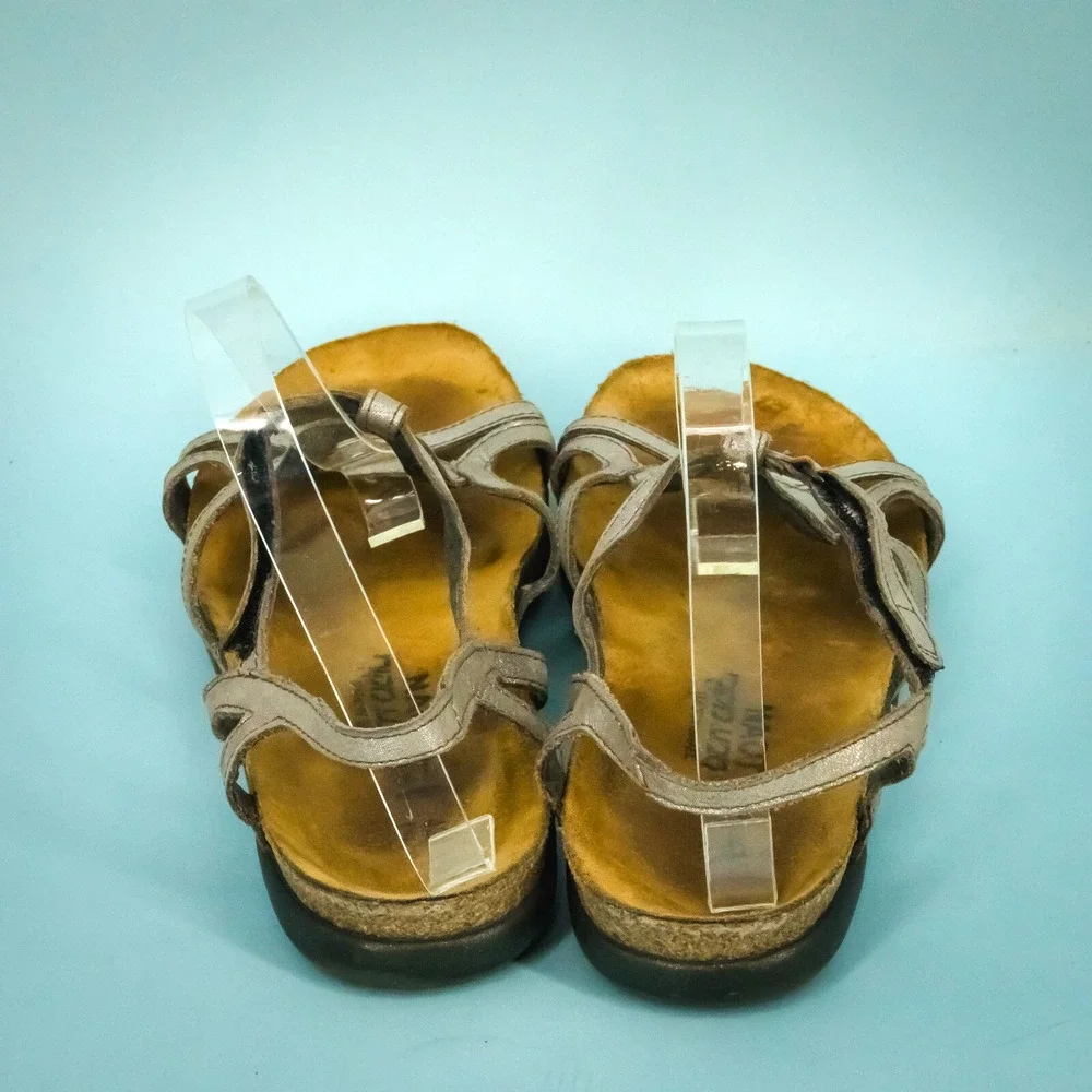 Naot 42 Size 11-11.5 Dorith Silver Metallic Leather Strappy Comfort Sandals